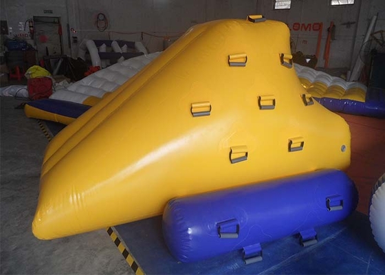 Китай Желтая ослабляя раздувная вода Toys Silk печатание для спортивной площадки поставщик